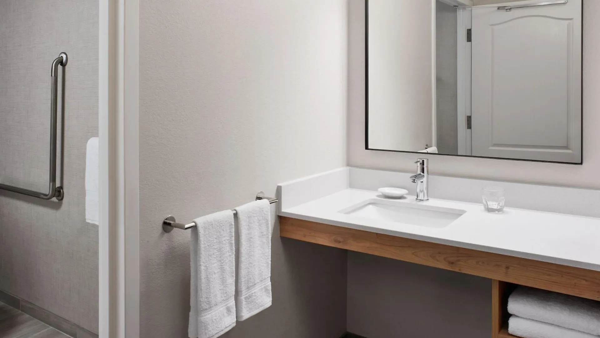 Residence Inn By Marriott Mississauga-Airport Corporate Centre West